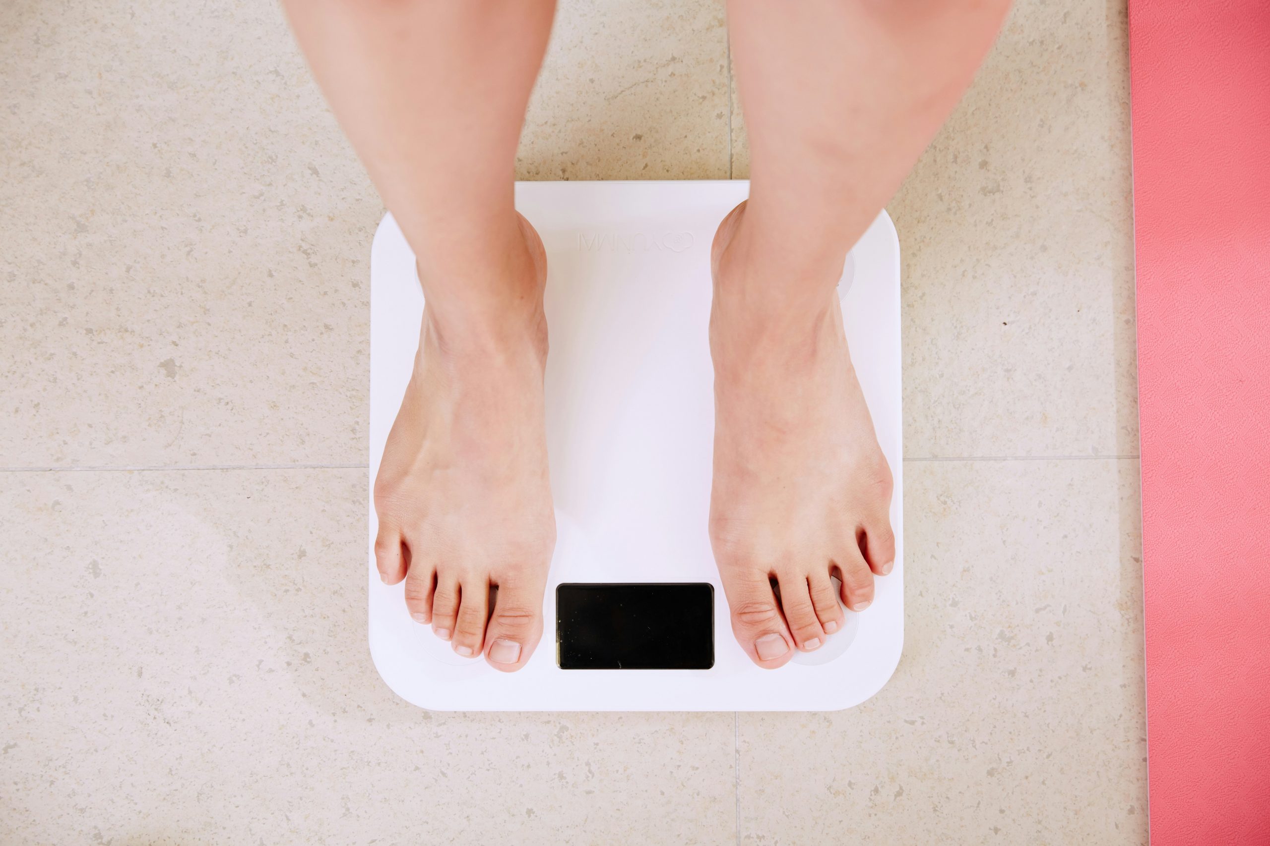 体重が減らないのはなぜ？ダイエットで減らなくなってきた・むしろ増える時の見直しポイント