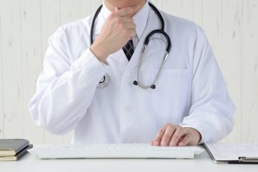 糖尿病の人がプロテインを選ぶポイント｜血糖値・腎臓に配慮した飲み方